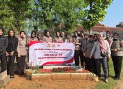 Perayaan HUT Polwan ke-76: Polwan Polres Bogor Gelar Pengaturan Lalu Lintas dan Bagikan Coklat pada 1 September 2024