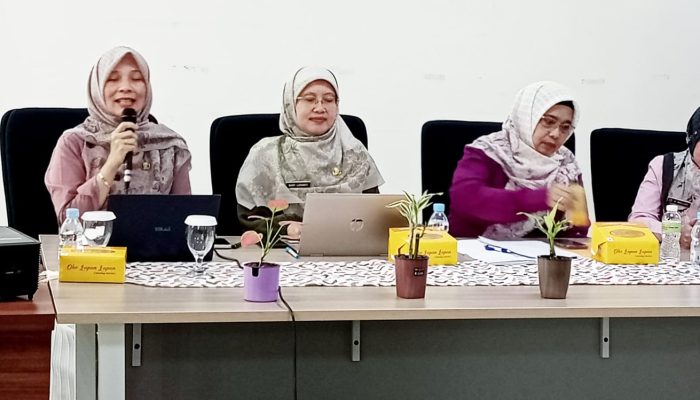 Empat Nara sumber dalam acara Ngopi Bareng SWI. (dok. Harianesia.com)