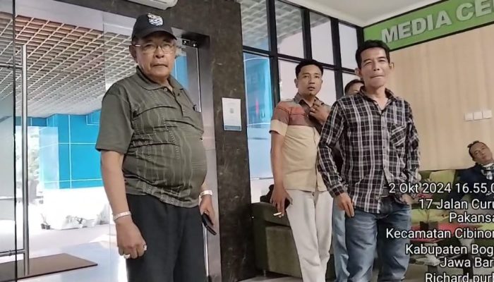 Namanya Dicantumkan Dalam Struktur Organisasi Sebagai Persyaratan Administrasi Penerimaan Hibah 50 Juta, Richard Purba Didampingi Rekan Sambangi Diskominfo Kab Bogor 2