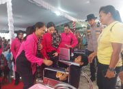 Bantuan Bhayangkari untuk Masyarakat Rote Ndao : Ny. Juliati Sigit Prabowo Berbagi Kebaikan dengan Ribuan Paket Bansos Bagi Masyarakat dan Anak Sekolah