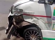 Ambulance Membawa Pasien Kontrol Mengalami Kecelakaan di BSD