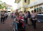 Kapolresta Banyumas Pimpin Wisuda Purnawira Anggota Polri Dan Wredatama PNS Polri