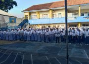 Dalam Rangka Peringati Hari Guru, Yayasan Pendidikan BHAKTI INSANI Menggelar Upacara Bendera