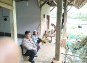 Bhabinkamtibmas Wilayah Hukum Polsek Parung Menjalin Giat COOLING Sistem Kedekatan Dengan Warga Desa Binaan Beri Pesan Dan Ajak Jaga Kamtibmas