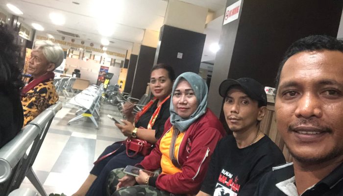Bung Galang : Sebagai Kader Banteng Kami Tidak Tinggal Diam, Dengan Masifnya Pemasangan Spanduk Spanduk Provokasi, Yang Terpasang 2