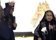 Terungkap Yati Pesek Cegah Anaknya Labrak Miftah Maulana: Jangan, Aku Mau Minta Pengadilan Tuhan, Insya Allah Doa Orang Teraniaya Didengar