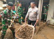 Pasca Banjir Bandang Banyubiru, Polres Semarang Bantu Warga Kerja Bakti