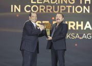 Jaksa Agung ST Burhanuddin Terima Penghargaan Pertama di Era Kabinet Merah Putih dari CNBC Indonesia