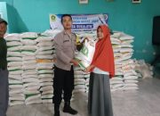Sinergitas TNI Polri Wilayah Hukum Polsek Tamansari Giat COOLING Siatem Monitoring Penyaluran Bantuan Sembako Beras dari Kemensos kepada Keluarga Penerima Manfaat (KPM) Desa Sukaluyu