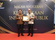 Kemenkum Raih Terbaik ke 3 Anugerah Keterbukaan Informasi Publik 2024