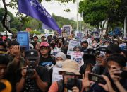 Penyerahan Petisi untuk Membatalkan Kenaikan PPN dan Respon Koalisi Masyarakat Sipil atas Solusi Palsu Paket Ekonomi 2025