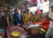 Jelang Nataru, Kasdim bersama Pemkab Grobogan Sidak Pasar Induk Purwodadi