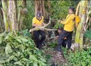Kapolres Nganjuk Puji Karya Bakti Polsek Rejoso dan Warga Bersihkan Sungai di Mojorembun