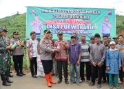 Dukung Ketahanan Pangan Nasional, Kapolres Wonogiri Berikan Bantuan Pupuk Dan Obat Pertanian