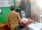 Polsek Dramaga Giat Cek Lokasi TKP Pencurian Terjadi Di SDN Petir 4 Desa Petir Kecamatan Dramaga Kabupaten Bogor
