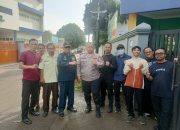 Bhabinkamtibams Wilayah Hukum Polsek Cileungsi Giat Cooling Sistem Jaga Kondusiftas Wilayah Dialog Kamtibmas Petugas Keamanan Dan Warga Masyarakat Cegah Kriminalitas