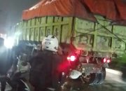 Polisi Paksa Truk Muatan Tanah Putar Balik di Jatiuwung