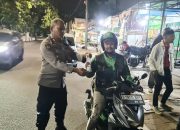 Cegah Tawuran, Polsek Kembangan Gelar Patroli Sambil Berbagi Sahur
