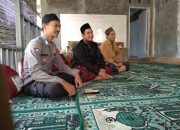 Bhabinkamtibmas Wilayah Hukum Polsek Leuwiliang Polres Bogor Giat Cooling Sistem Sambang Sekaligus Hadiri Acara Semarak Ramadhan 1446 H, Beri Pesan Kamtibmas Ajak Jaga Kondusifitas Wilayah