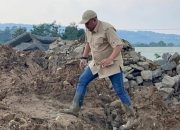 Bupati Bogor Tinjau Penyebab Banjir di Cijayanti, Fokus pada Normalisasi Kali Cisarapati