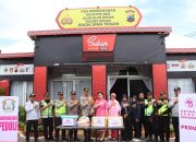 Kapolres dan Ketua Bhayangkari Demak Semangati Petugas Pos Pengamanan Lebaran