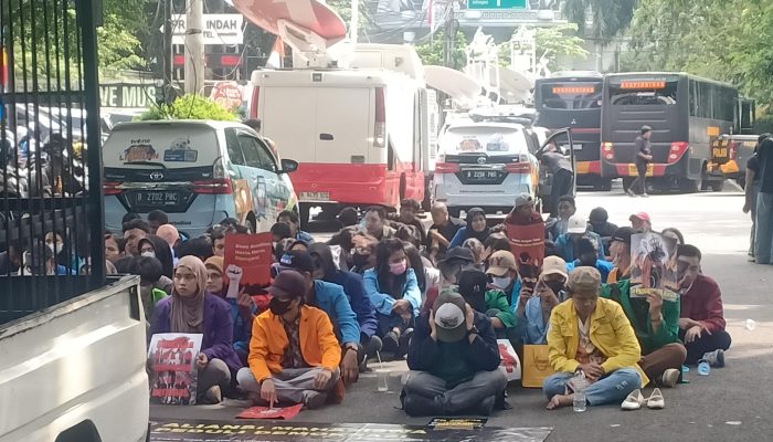 Masa Pendukung KPK