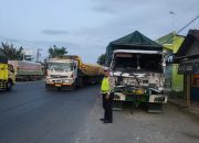 Dua Truk Terlibat Kecelakaan di Jalan Juwana–Batangan, Kerugian Capai Rp. 15 Juta