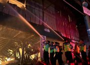 Respons Cepat Pamapta Polresta Pati! Kebakaran Besar PT Dua Kelinci Dideteksi Lewat Call Center 110, Ratusan Personel Dikerahkan