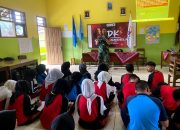 Siswa SMK P 8 Slogohimo Dibekali Nilai – Nilai Pancasila Dan Nasionalisme Oleh Babinsa