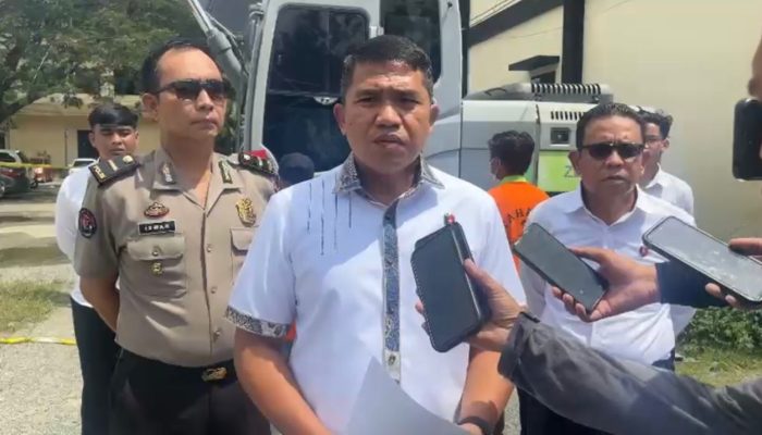 Direskrimsus Polda Gorontalo menyerahkan Tersangka dan barang bukti (Tahap II) dengan tersangka RA Ke Kajati Gorontalo
