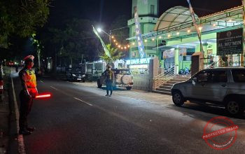 Satlantas Polres Wonogiri Amankan Salat Tarawih, Pastikan Lalu Lintas Tertib dan Jamaah Nyaman