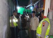 Ditinggal Shalat Tarawih, rumah warga Kel. Genuk Ungaran Terbakar