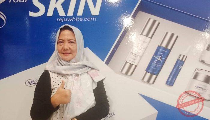 Ratna Dewi Launcing Kesehatan Produk UBS, Dan Gelar Lomba Karaoke Mencari Diva Industri Musik