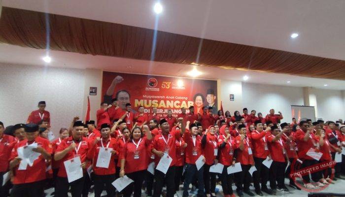 Target Menang Pemilu 2029, Ratusan Pengurus PAC PDI Perjuangan se Kota Tangerang Dilantik