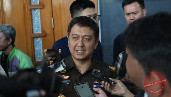 Terdakwa Nadiem Makarim   Berhalangan Hadir Karena Sakit,  Sidang Chromebook Ditunda