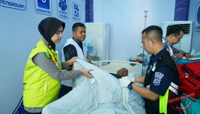 Polda Jabar Siagakan Layanan Kesehatan Untuk Buruh Saat May Day di Monas