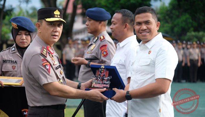 Direktur Reserse Kriminal Khusus Polda Gorontalo Raih juara ke 3 kompetesi Menembak
