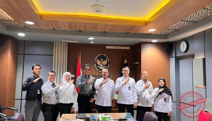 Kemenko Polkam dan OJK Sinergi Kembangkan Pemeringkatan Kredit Inovatif untuk UMKM