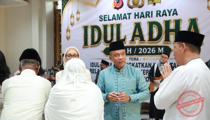 Kapolda Jabar Gelar Sholat Idul Adha Bersama Personel dan Masyarakat di Mapolda Jabar