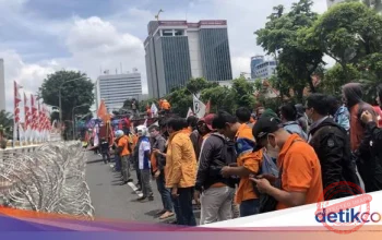400 Mahasiswa Unair Siap Demo di Grahadi Surabaya Besok: Tuntut MBG Dihentikan dan 15 Tuntutan Lainnya