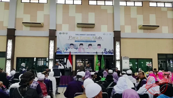 443 Jemaah Haji Kloter 3 Debarkasi Palembang Tiba, Satu Orang Tanazul: Apa yang Terjadi Selama Haji 2026?