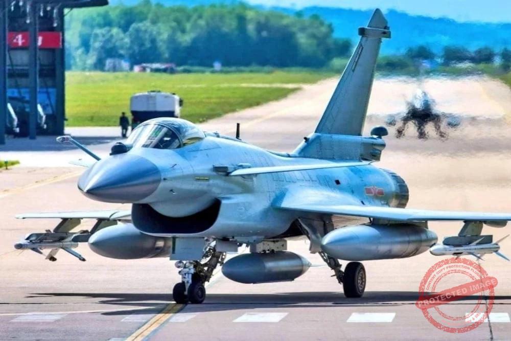 5 Fakta Chengdu J-10: Jet Tempur Canggih Buatan Tiongkok yang Siap Menghadapi Tantangan Militer Modern