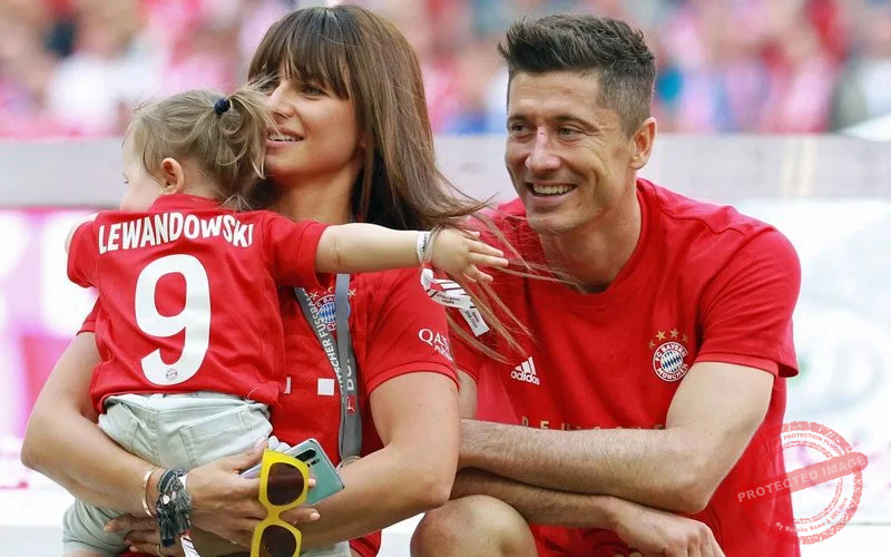 5 Fakta Menarik Robert Lewandowski: Dari Keluarga Atlet Hingga Pebisnis