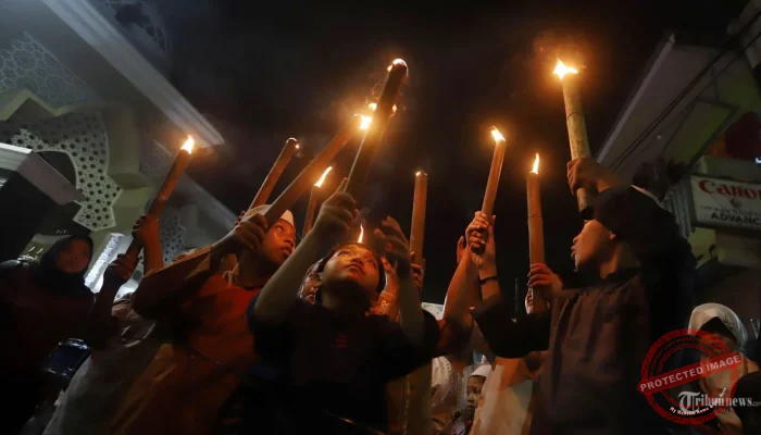 5 Pawai Obor Paling Meriah di Indonesia: Tradisi Unik dan Penuh Makna