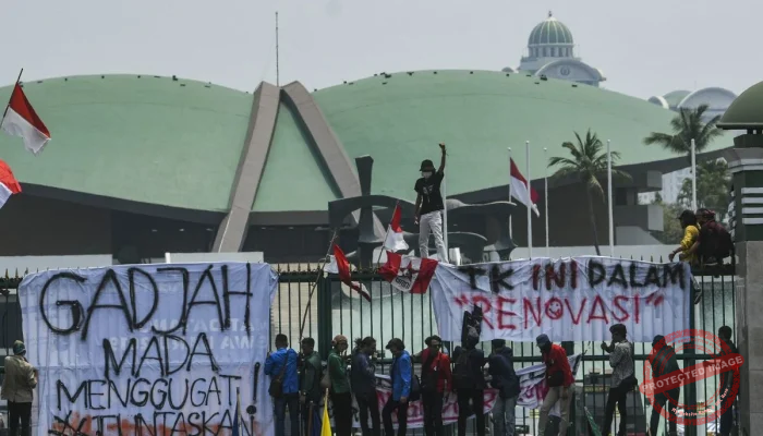 6 Tuntutan Mahasiswa Saat Demo di Depan DPRD Sumut: Evaluasi MBG dan Revisi UU TNI