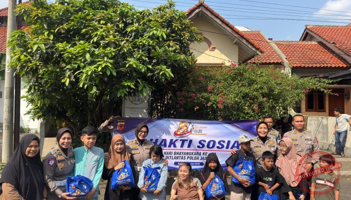 Perkuat Kepedulian Sosial, Ditlantas Polda Jabar Salurkan Bantuan bagi Pengemudi Ojol dan Anak Berkebutuhan Khusus