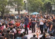 Pengamanan Humanis Polrestabes Bandung dan Polda Jabar Tuai Apresiasi Warga dan Mahasiswa