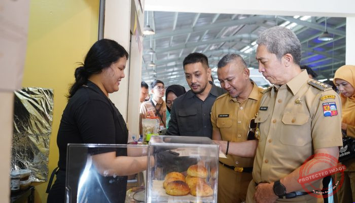 Pastikan Kenyamanan Pedagang dan Pembeli, Ketua Komisi II DPRD Kota Bogor Tinjau Pasar Jambu Dua