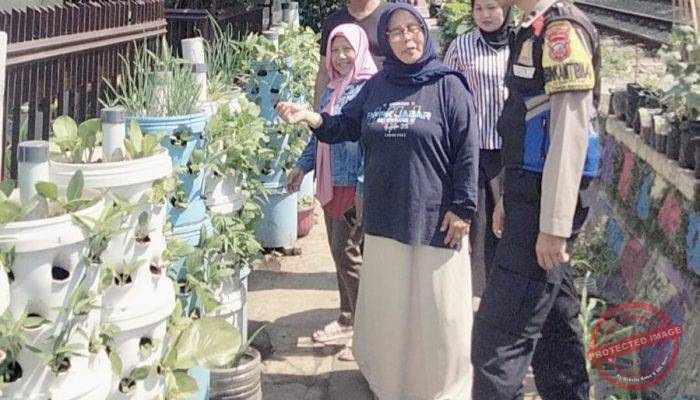 Bhabinkamtibmas Sambang Buruan SAE RW 10 Kebon Pisang, Dorong Ketahanan Pangan dan Kondusifitas Wilayah