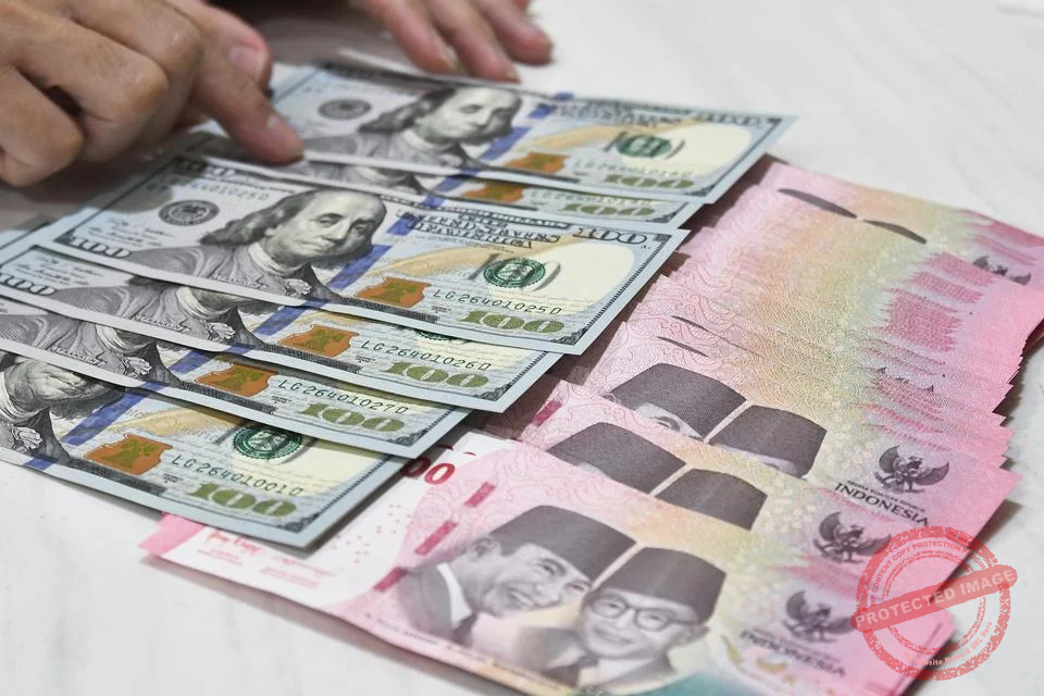 Harga Dolar AS Tembus Rp 18.000: Apa yang Terjadi dengan Ekonomi Indonesia?
